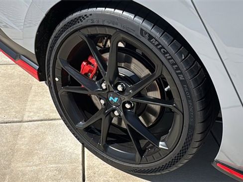 New 2025 Hyundai Elantra N image 4
