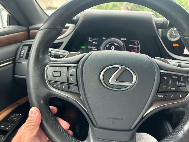 Used 2023 Lexus ES 300h w/ Premium Package FWD image 12