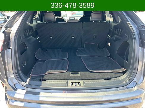 Used 2021 Ford Edge ST-Line FWD image 18