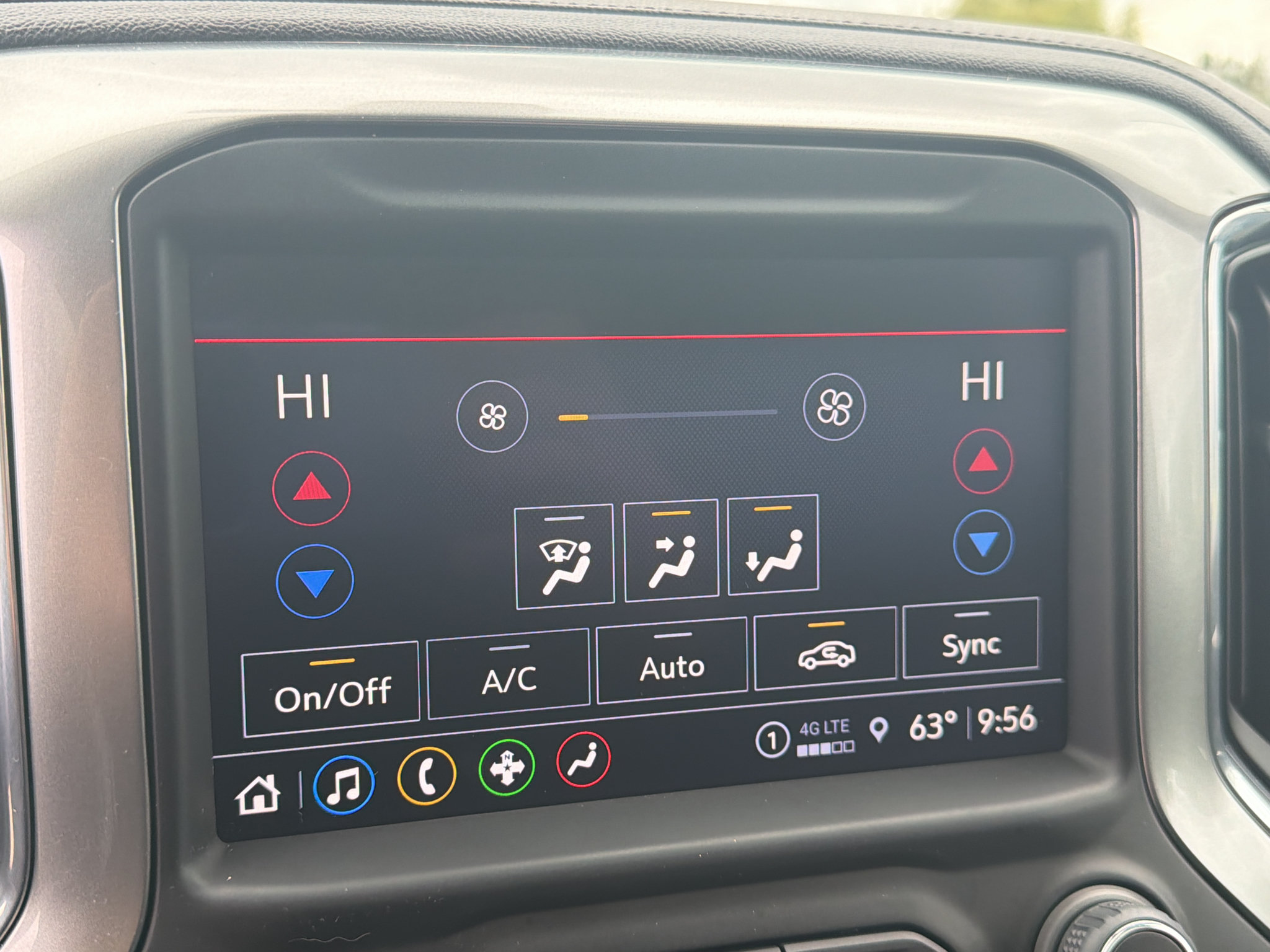 Used 2023 Chevrolet Silverado 2500 LTZ w/ LTZ Convenience Package AWD/4WD image 24