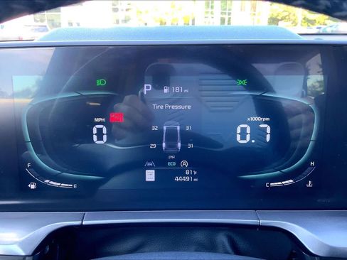 Used 2024 Kia Telluride S FWD image 24