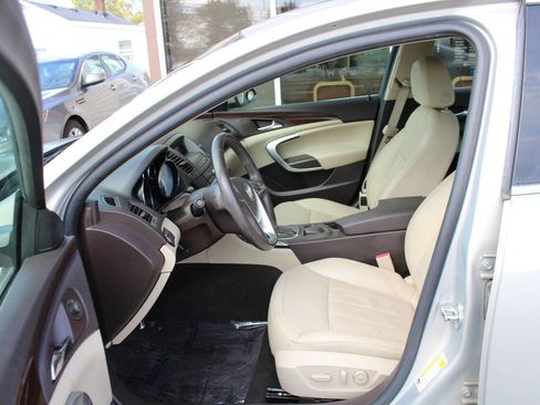 Used 2011 Buick Regal CXL w/ RL2 Preferred Equipment Group image 12
