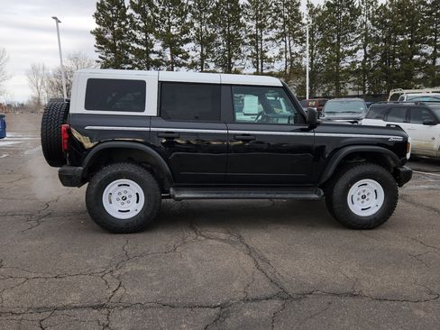New 2025 Ford Bronco Heritage Edition image 16
