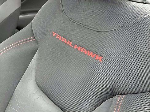 Used 2019 Jeep Renegade Trailhawk w/ Cold Weather Group II image 27