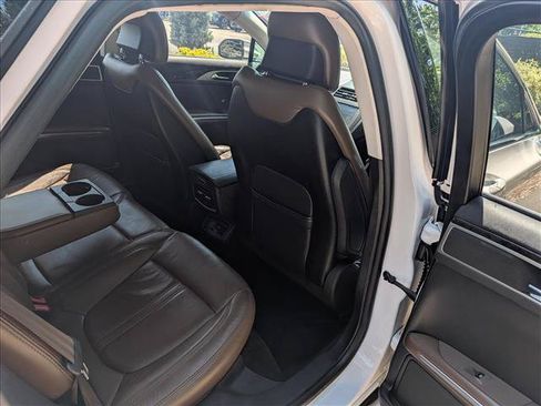 Used 2013 Lincoln MKZ FWD image 14