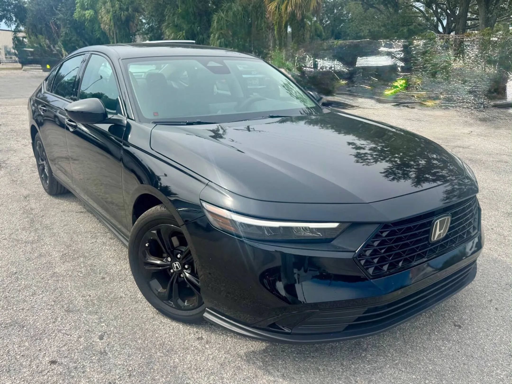 Used 2025 Honda Accord SE image 3
