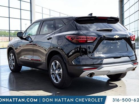 Used 2025 Chevrolet Blazer LT image 19