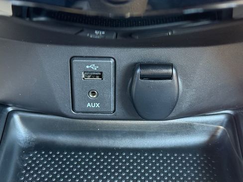 Used 2015 Nissan Rogue SL w/ SL Premium Package image 18