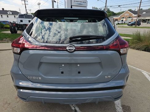 Used 2024 Nissan Kicks SR w/ SR Premium Package FWD image 15