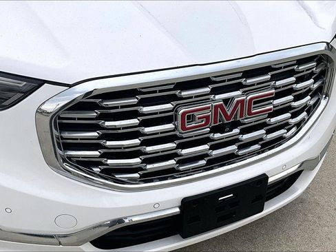 Used 2020 GMC Terrain Denali w/ GMC Pro Grade Package image 28