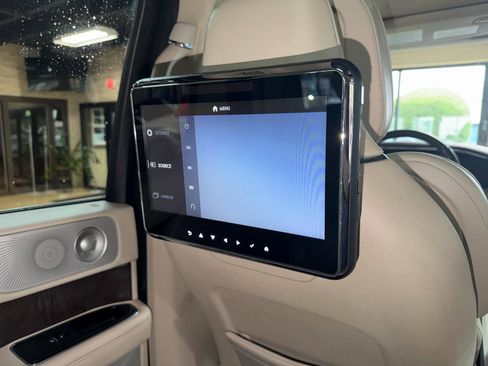 Used 2018 Lincoln Navigator Reserve w/ Technology Package image 28