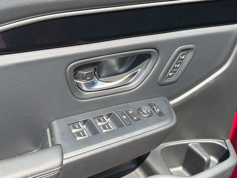 Certified 2025 Honda Pilot EX-L image 23