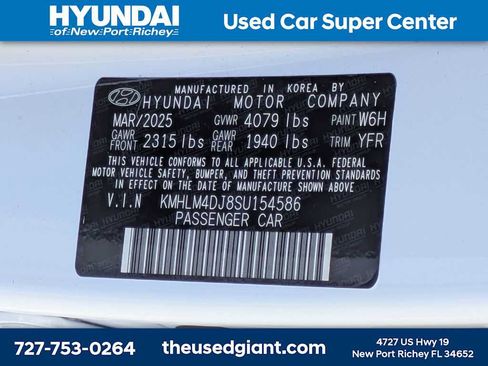 Used 2025 Hyundai Elantra Hybrid FWD image 34