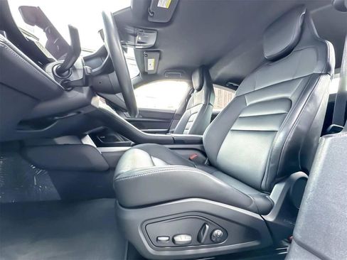 Certified 2023 Porsche Taycan Turbo image 62