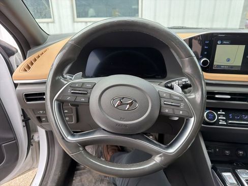 Used 2020 Hyundai Sonata Limited FWD image 13