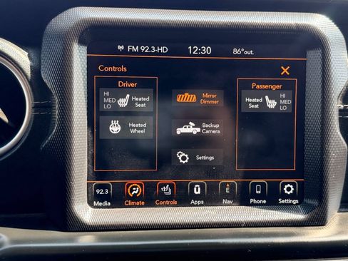 Used 2020 Jeep Gladiator Overland AWD/4WD image 46