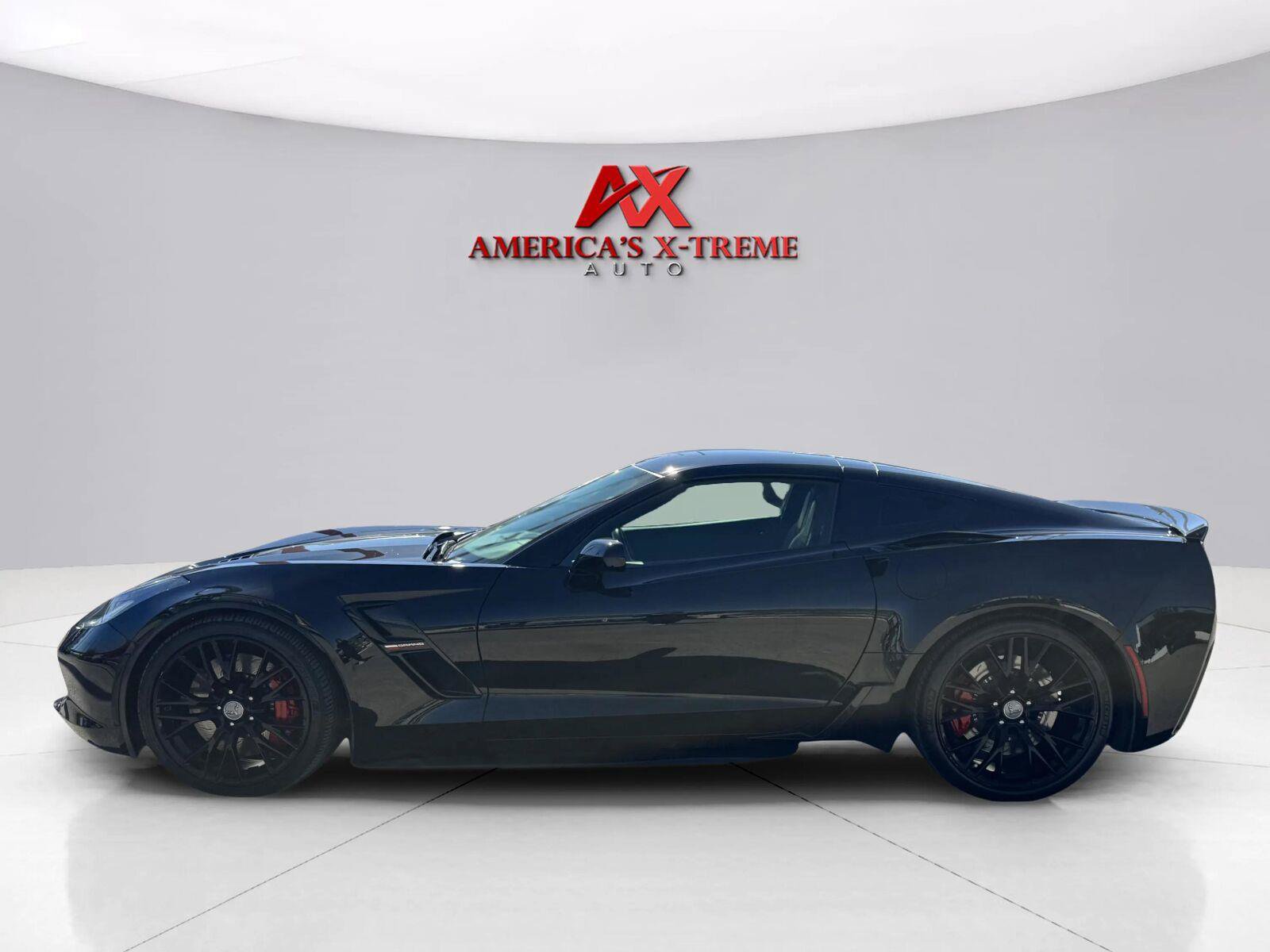Used 2019 Chevrolet Corvette Grand Sport RWD image 2
