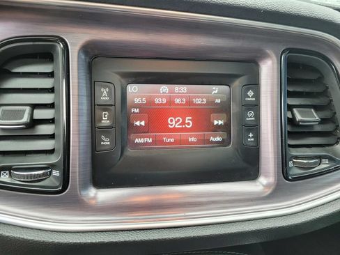 Used 2017 Dodge Challenger SXT w/ Driver Convenience Group RWD image 17