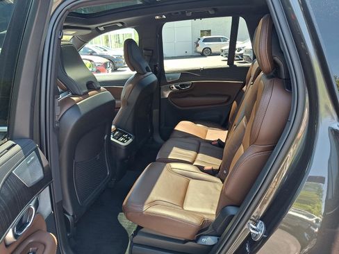 Used 2022 Volvo XC90 T6 Inscription w/ Climate Package AWD/4WD image 11