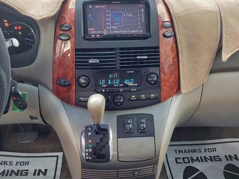 Used 2006 Toyota Sienna XLE Limited image 9