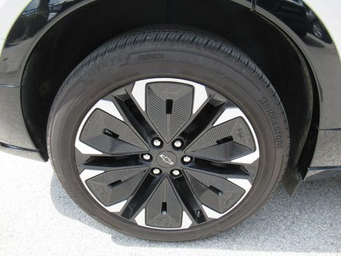Used 2025 Chevrolet Blazer EV RS AWD/4WD image 8