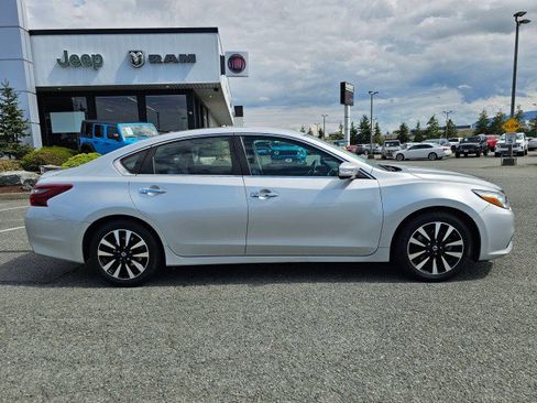 Used 2018 Nissan Altima 2.5 SL image 2