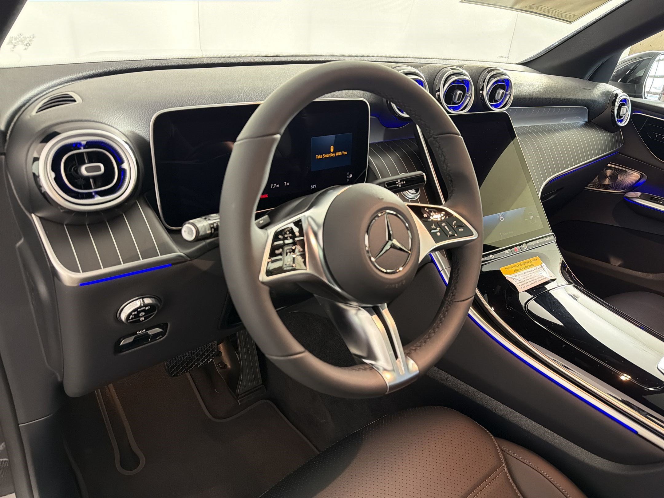 Used 2026 Mercedes-Benz GLC 300 4MATIC image 4
