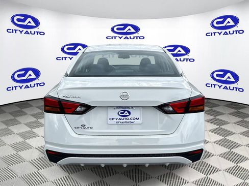 Used 2022 Nissan Altima 2.5 S image 5