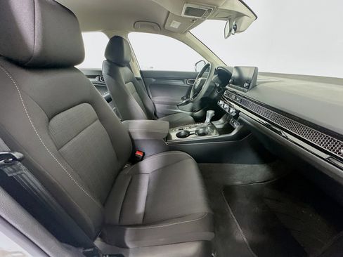 Used 2025 Honda Civic LX image 29