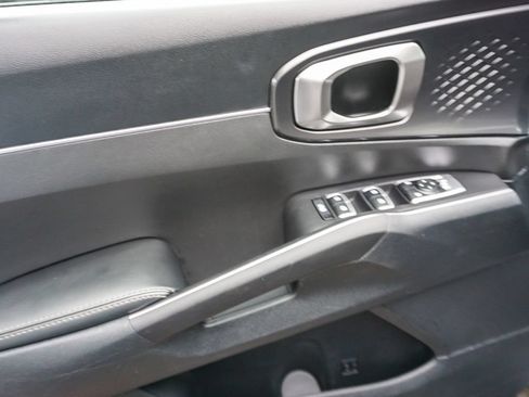 Certified 2023 Kia Sorento LX FWD image 19