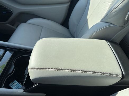 Used 2021 Jeep Grand Cherokee L Overland w/ Luxury Tech Group IV image 39