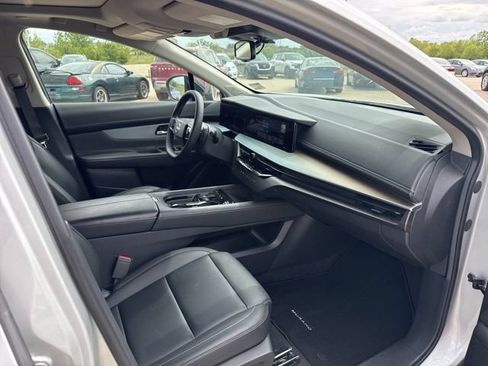 Used 2025 Nissan Murano SL AWD/4WD image 20