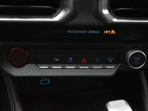 Used 2024 Ford Mustang GT Premium image 31