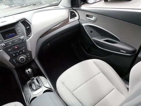 Used 2018 Hyundai Santa Fe Sport AWD/4WD image 11
