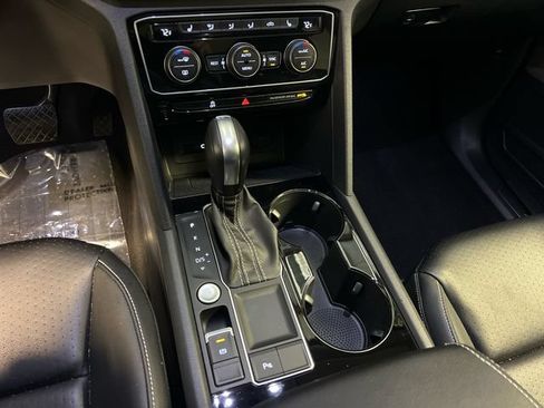 Certified 2023 Volkswagen Atlas SE w/ Panoramic Sunroof Package FWD image 29