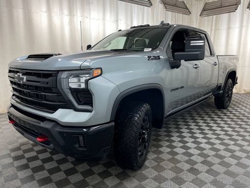 Certified 2025 Chevrolet Silverado 2500 LTZ w/ LTZ Plus Package AWD/4WD image 22