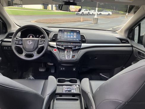 Certified 2025 Honda Odyssey EX-L image 32