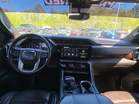 Used 2024 GMC Sierra 1500 Denali AWD/4WD image 26