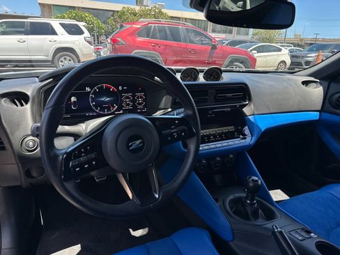 Used 2024 Nissan Z Performance w/ Floor Mat Package RWD image 14