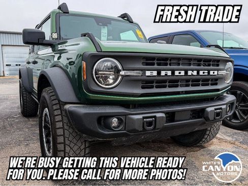 Used 2024 Ford Bronco Black Diamond w/ Sasquatch Package image 1