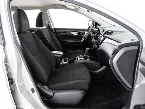 Used 2019 Nissan Rogue Sport S FWD image 29