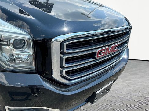 Used 2018 GMC Yukon SLT AWD/4WD image 33