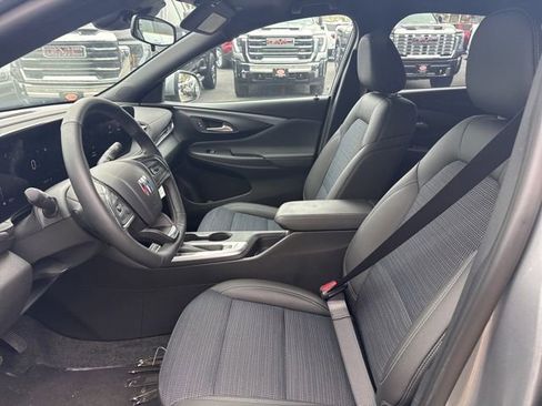 New 2025 Buick Envista Preferred w/ Convenience I Package FWD image 12