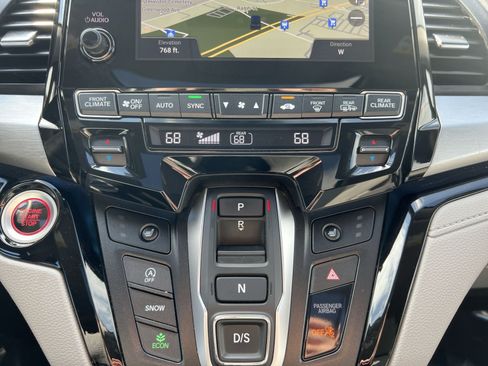 Used 2024 Honda Odyssey Touring image 21