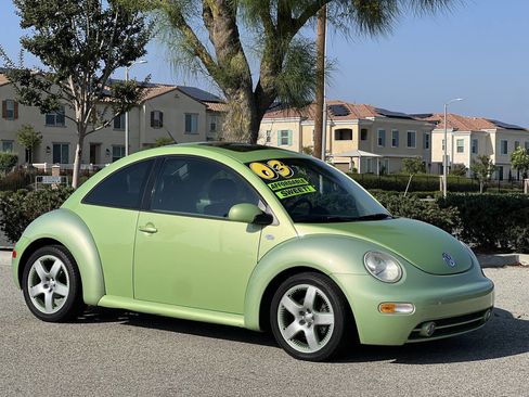 Used 2003 Volkswagen Beetle GLS image 3