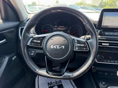 Certified 2023 Kia Seltos SX AWD/4WD image 9