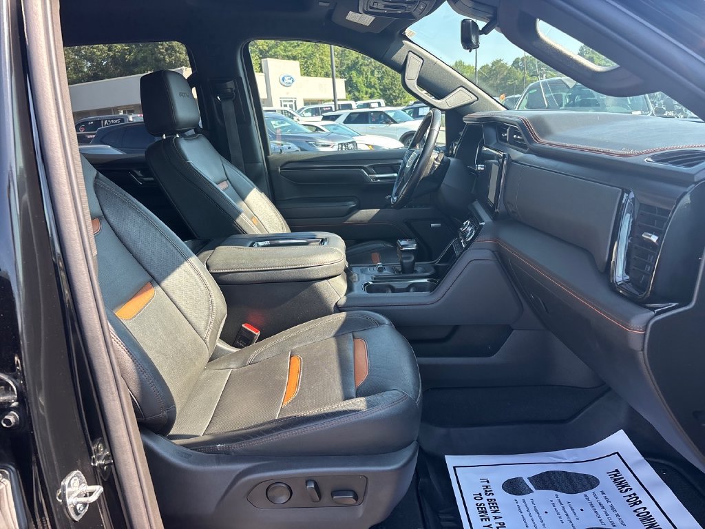 Used 2022 GMC Sierra 1500 AT4 w/ AT4 Premium Package AWD/4WD image 13