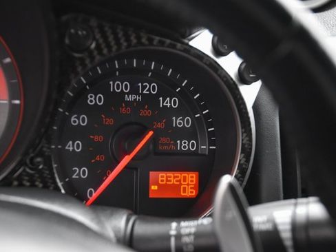 Used 2012 Nissan 370Z Coupe image 18