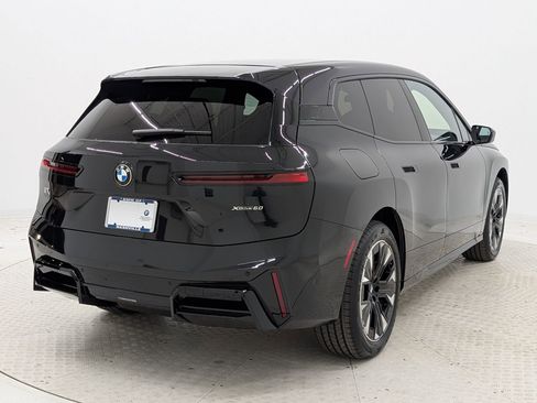 New 2026 BMW iX xDrive60 w/ M Sport Package image 9