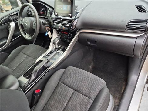 Used 2023 Mitsubishi Eclipse Cross LE AWD/4WD image 17